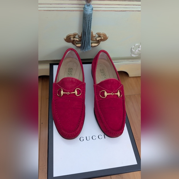 Gucci Red‎ Suede Horse Bit Loafer - Picture 3 of 9